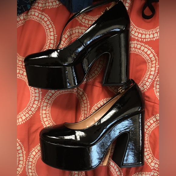 Jessica Simpson Black Platform Shoes - Picture 1 of 13